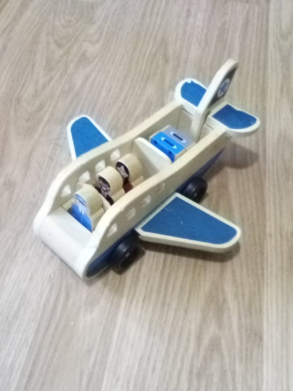 Melissa and Doug Used Wooden Airplane Playset # 9394 with Passengers and Luggage
